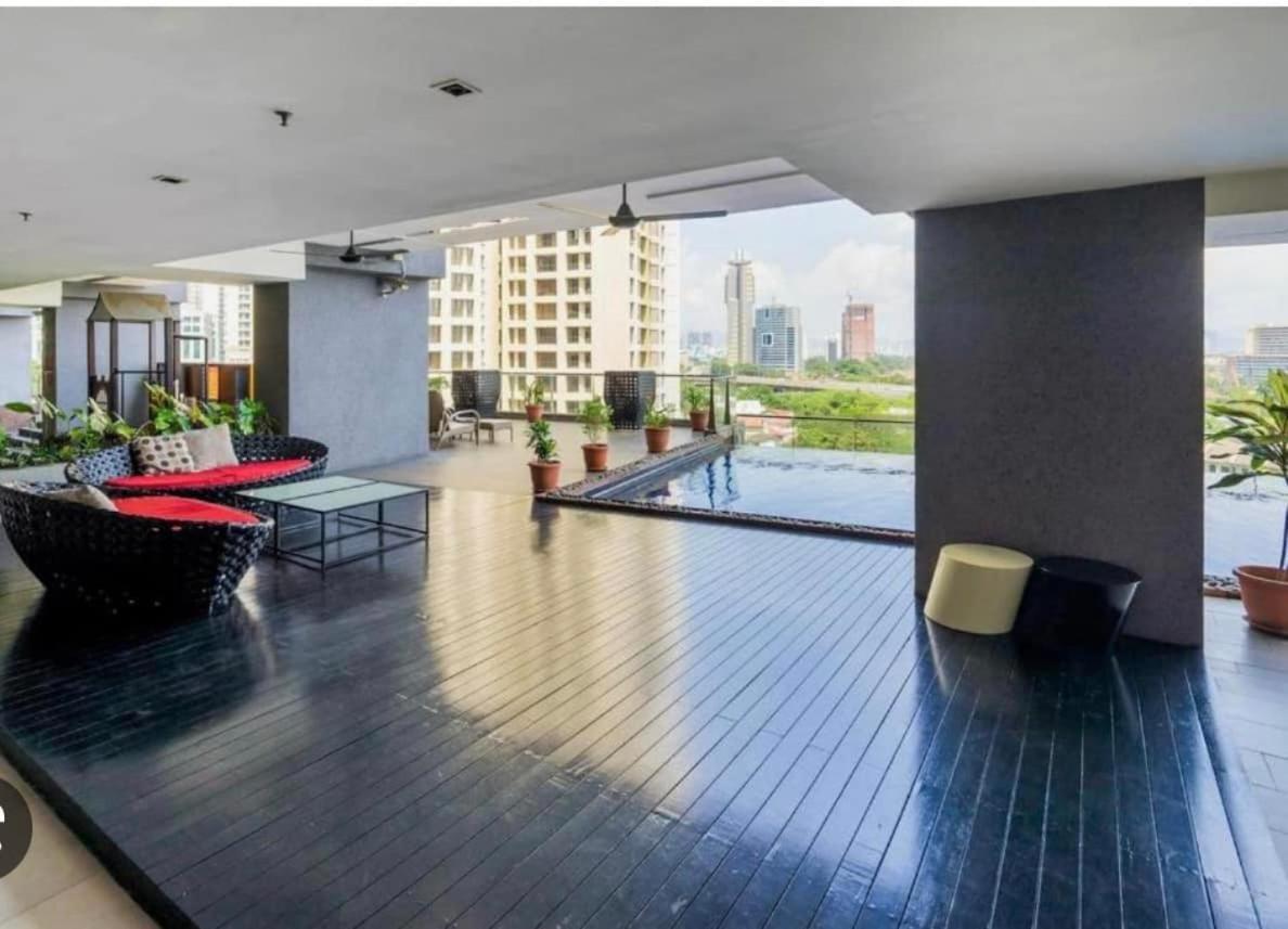 Myhabitat - Klcc 2 Bedroom Kuala Lumpur Extérieur photo